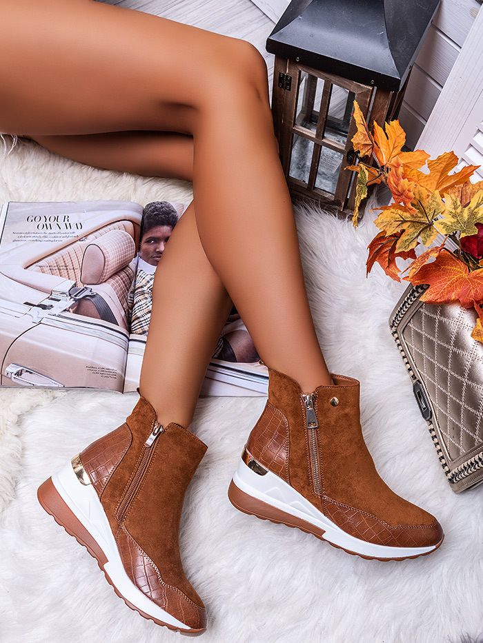 Užtrauktuku užsegami stambūs sportbačiai 